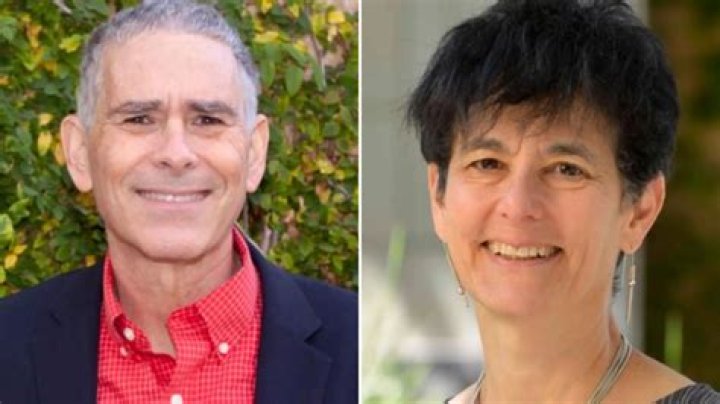 Age, Bio, Husband, Parents, Net Worth, Wiki, Sister & More