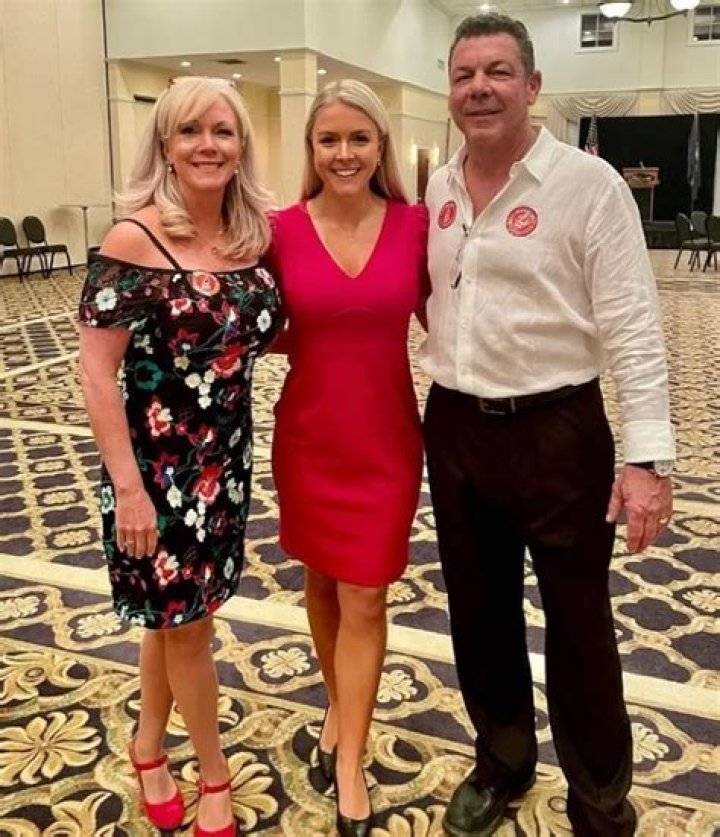 Age, Height, Wiki, Biography, Husband, Parents, Boyfriend, Family, Caste & More