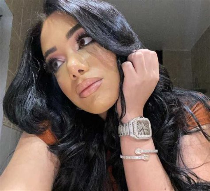 Alejandra Mercedes Bio, Age and Wikipedia