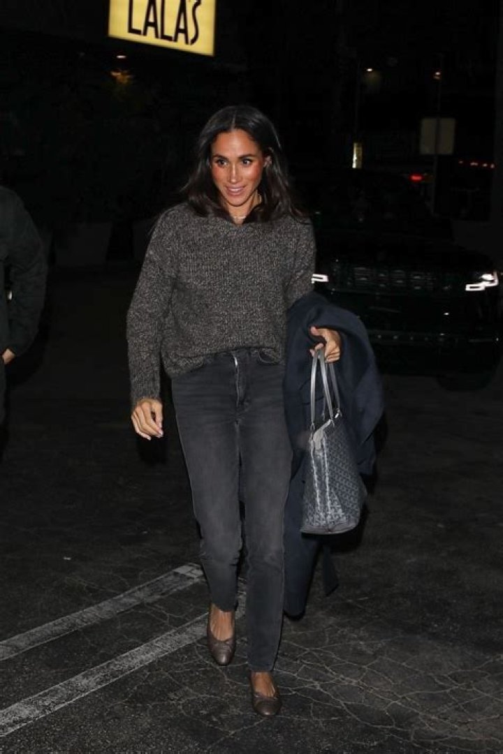 Athleisure AlertMeghan Markle Looks Cozy and Casual While Rocking a Baseball Hat in NYC