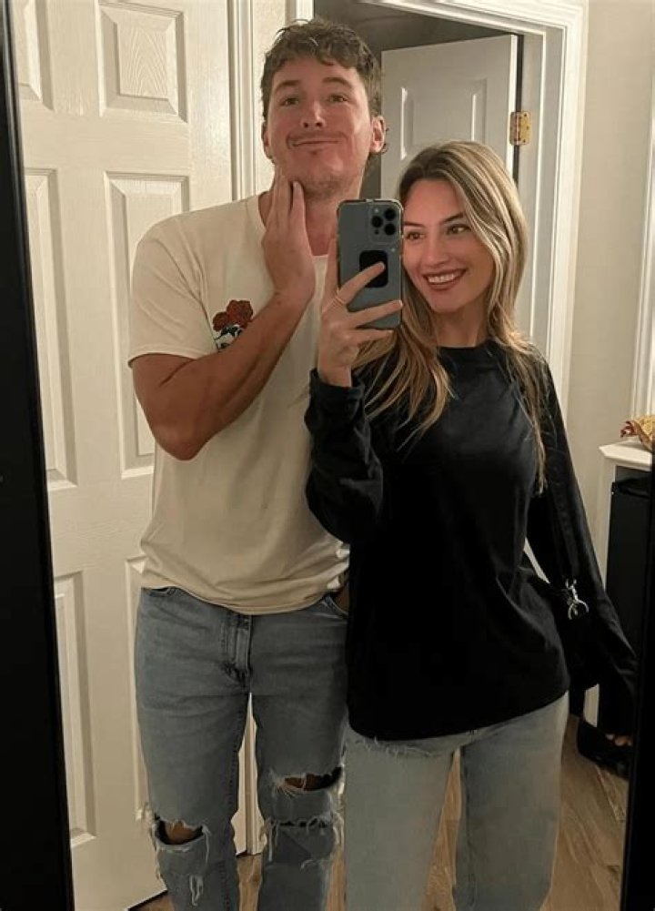 Bachelor in Paradise’s John Henry Defends Kat From Fan Backlash After Split: ‘Keep Being You’