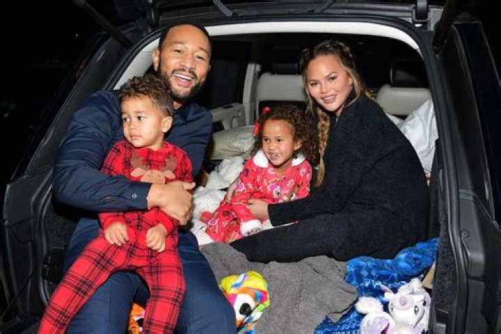 Chrissy Teigen and John Legend’s Baby Girl Luna Meets “Auntie” Kim Kardashian