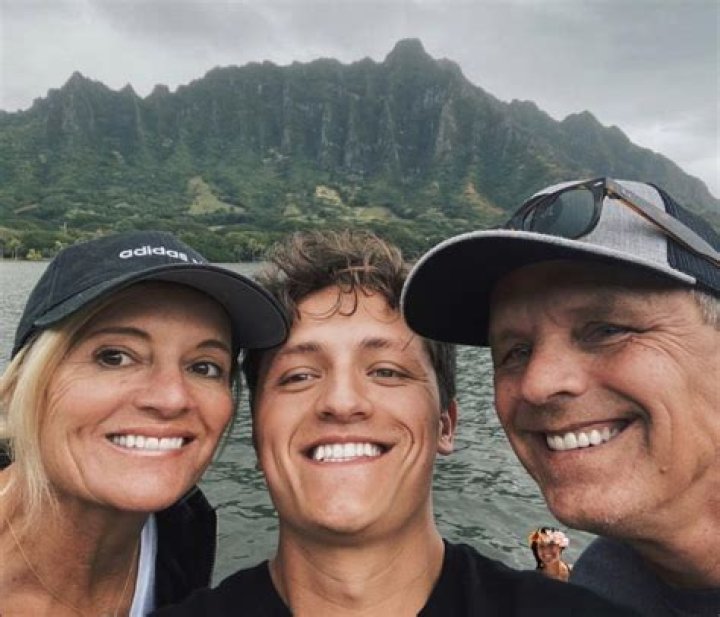 Connor Wood Age | Wiki, Net worth, Bio, Height, Girlfriend?