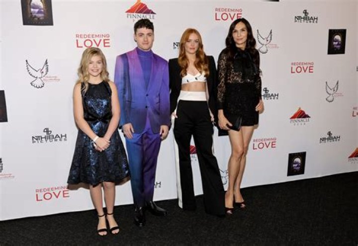 Elias Janssen Bio & Wiki: Net Worth, Age, Height & Weight