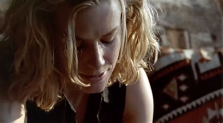 Elisabeth Shue – Celebsgraphy