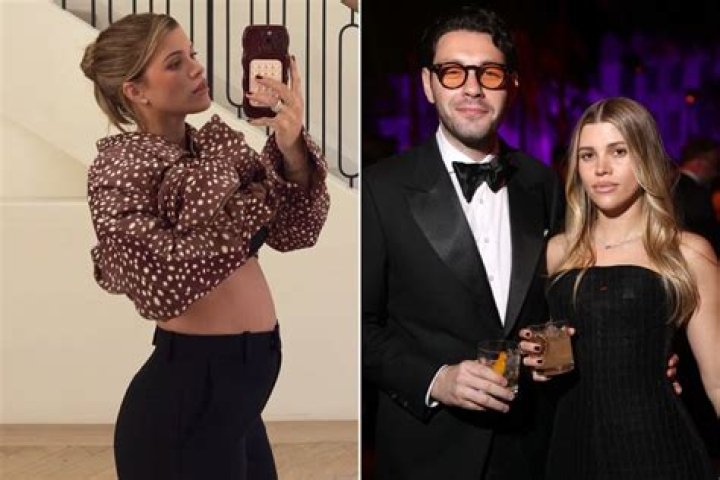 Elizabeth Smart Pregnant — Expecting Baby No. 2 With Husband Matthew Gilmour!