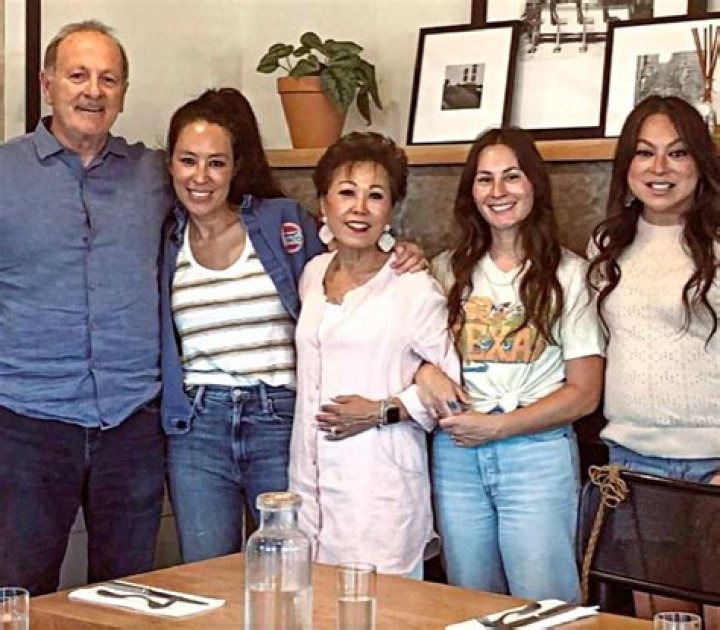 Fans Are Still Having Trouble Figuring out ‘Fixer Upper’ Star Joanna Gaines’ Ethnicity After 5 Years!