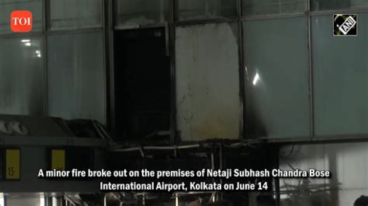 Fire Breaks Out Inside Netaji Subhash Chandra Bose International Airport in Kolkata