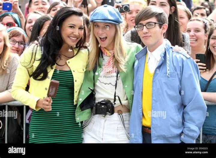 ‘Glee’ Alum Kevin McHale Gushes About Heather Morris and Naya Rivera as Moms: ‘They’re Both So Good’