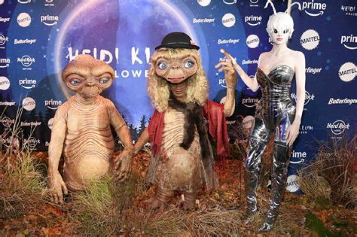 Heidi Klum’s Annual Halloween Bash Was a ~Spooky~ Success: See All of the Celebrity Costumes!
