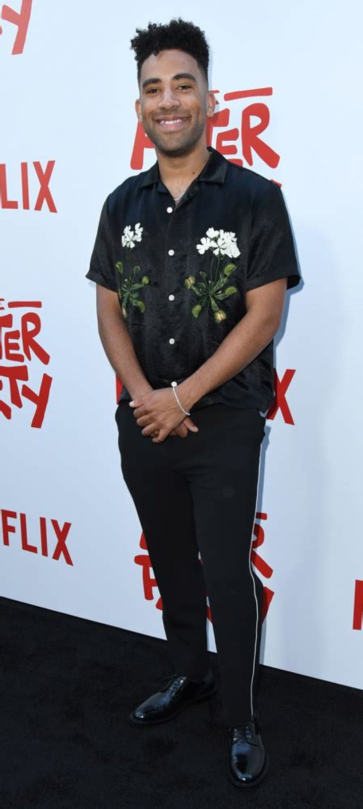 How tall is Kyle Harvey