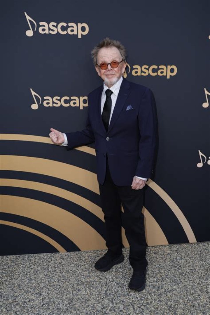 How tall is Paul Williams