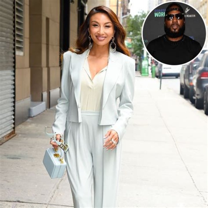 Jeannie Mai Removes ‘Jenkins’ Last Name From Instagram After Opening Up About Divorce From Jeezy