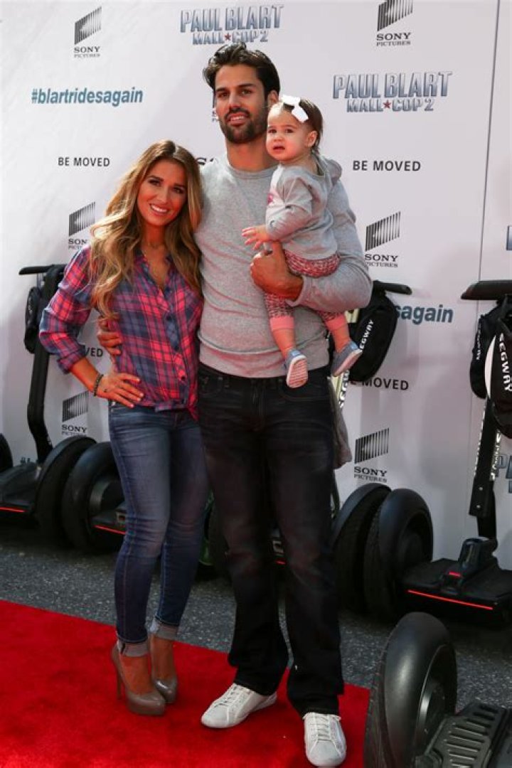 Jessie James Decker Made Husband Eric ‘Chase’ Her: See Their Relationship Timeline Amid Baby No. 4 News