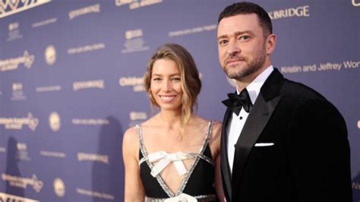 Justin Timberlake Gushes Over A Photo Of Wife Jessica Biel, And Now We’re Crying A River