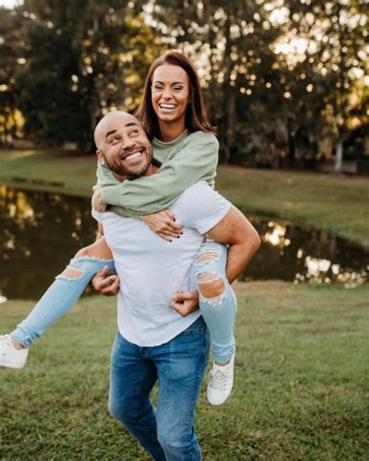 Kelsey Pumel Net Worth, Age, Height, Wife