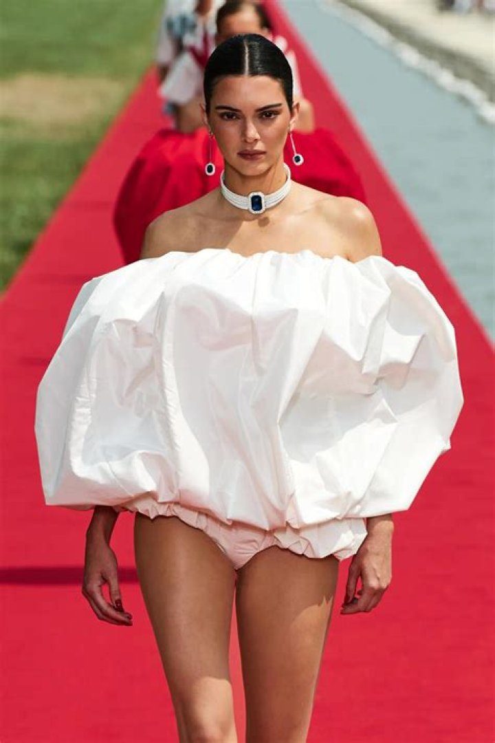 Kendall Jenner Slammed by Fans for Jacquemus Runway Fashion Show Dress: ‘It’s Giving Diaper’