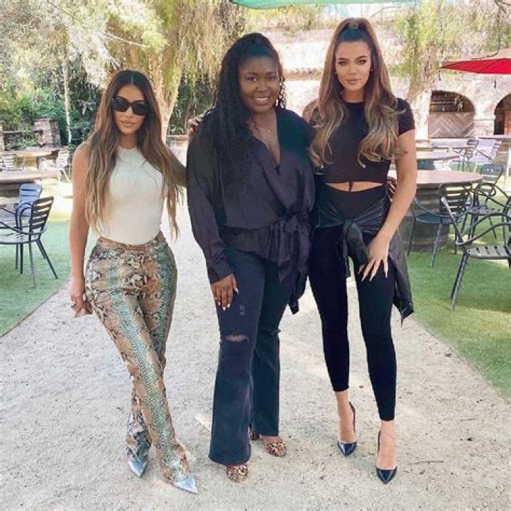 Kim Kardashian and Khloe Kardashian Reveal the Identity of Instagram’s Nori’s Black Book on ‘KUWTK’