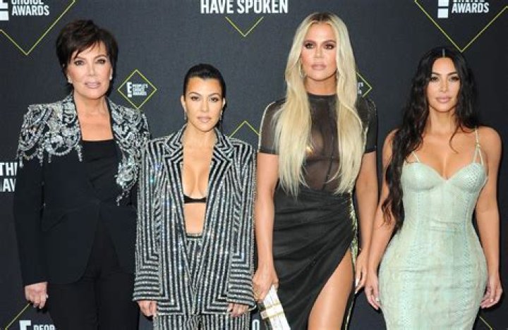 Kim Kardashian Blasts Sisters Kourtney and Khloé for Keeping Her Waiting — “F–k You!”