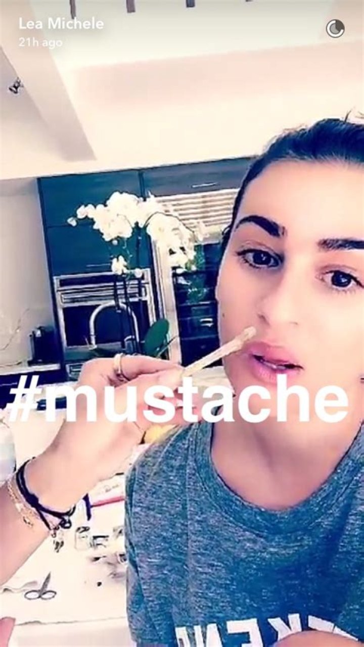 Lea Michele Waxes Her Mustache on Snapchat — “This is Gonna Hurt!”