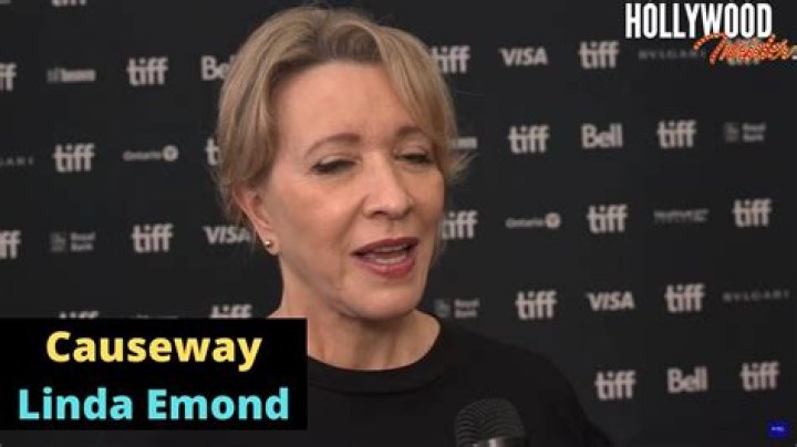 Linda Emond – Celebsgraphy