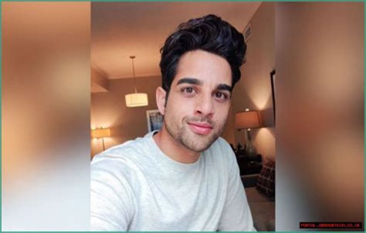 Paras Patel Wikipedia, Biography, Age, Net Worth, Wife, Parents, Religion, Height