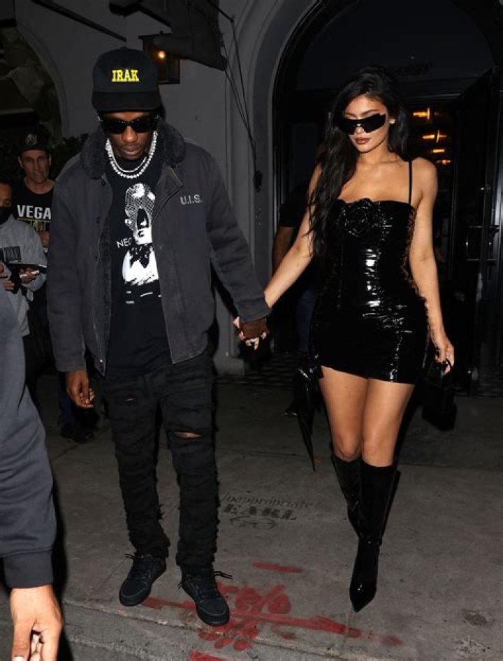 Parents’ Night Out! Kylie Jenner and Travis Scott Hold Hands During Rare Date Night: Photos