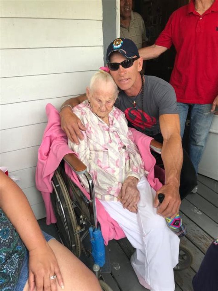 R.J Molinere Jr. Net Worth, Salary, Wife, Age, Wiki-Bio 2022