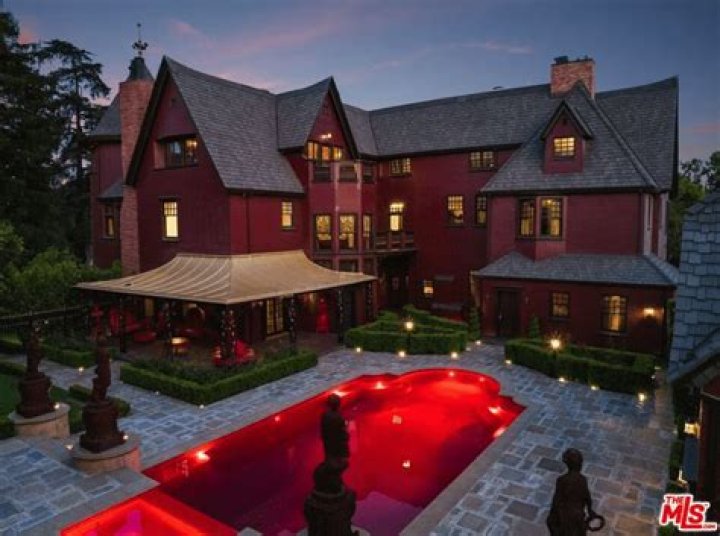 Take a Tour Inside All the Iconic Homes Made Famous by Movies