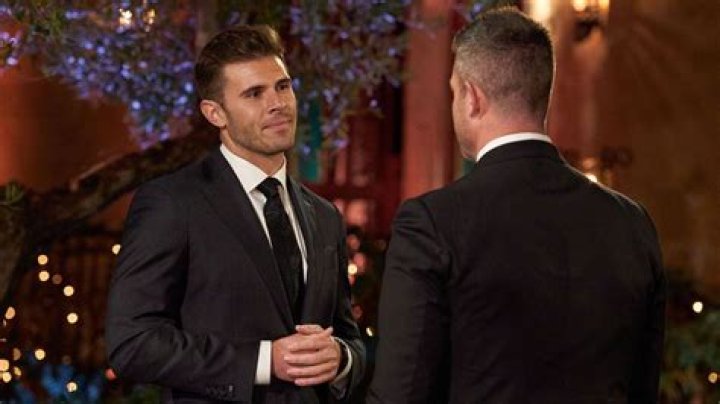 The Bachelor’s Zach Shallcross Makes a ‘No Sex’ Rule for Fantasy Suites: Overnight Dates Spoilers