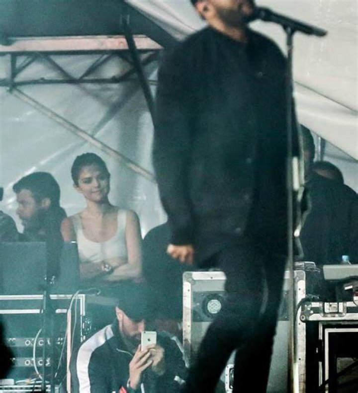 The Weeknd Sleeps Over Selena Gomez’s House — Gets His Sweater Back!