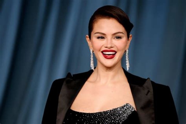 Uhh… Did The Weeknd Seriously Just Diss Selena Gomez in His New Song?