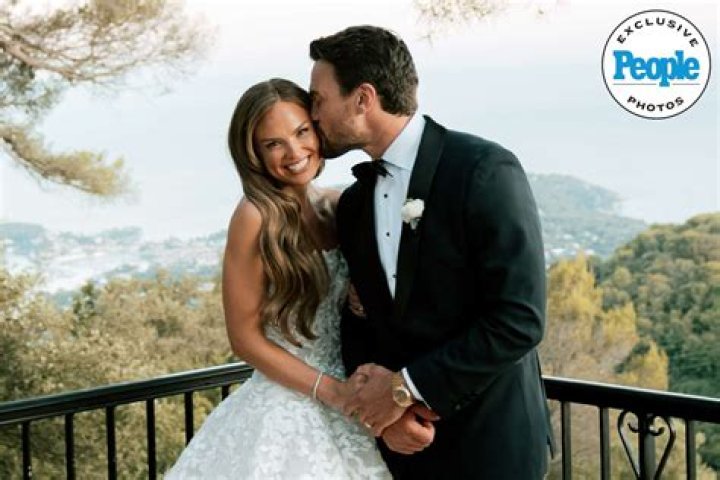 Unlucky in Love?‘Bachelorette’ Hannah Brown Hits Her Wall During an Emotional Week 6