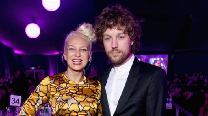 What Happened to Sia After Her Divorce From Erik Lang? Why Singer Was Bedridden ‘for 3 Years’