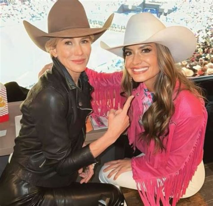 Who Is Annie Bosko? Wiki, Age, Husband, Height, Net Worth, Family