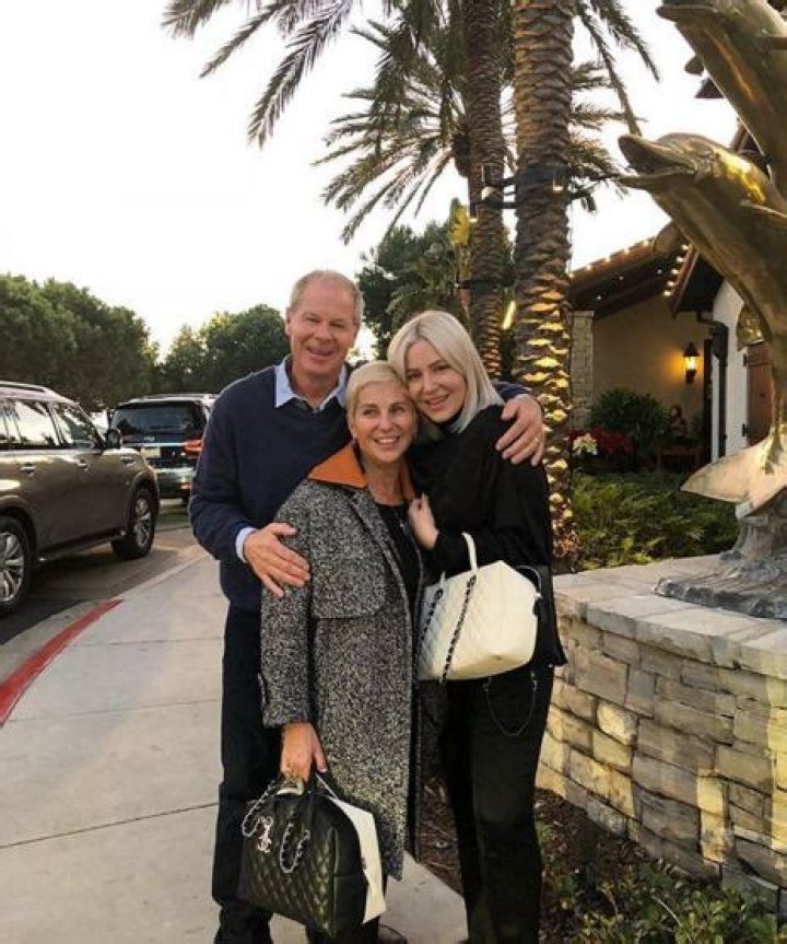 Who is HRH Collection? Wiki, Biography, Age, Height, Net Worth, Boyfriend, Parents, Family & More