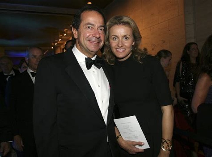 Who is Jenny Paulson? Wiki, Biography, Husband, Kids, Family, Net worth, Career & More