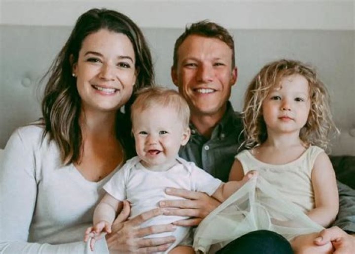 Who is Kimberley Sustad? Wiki, Age, Husband, Family, Height, Movies, BIO