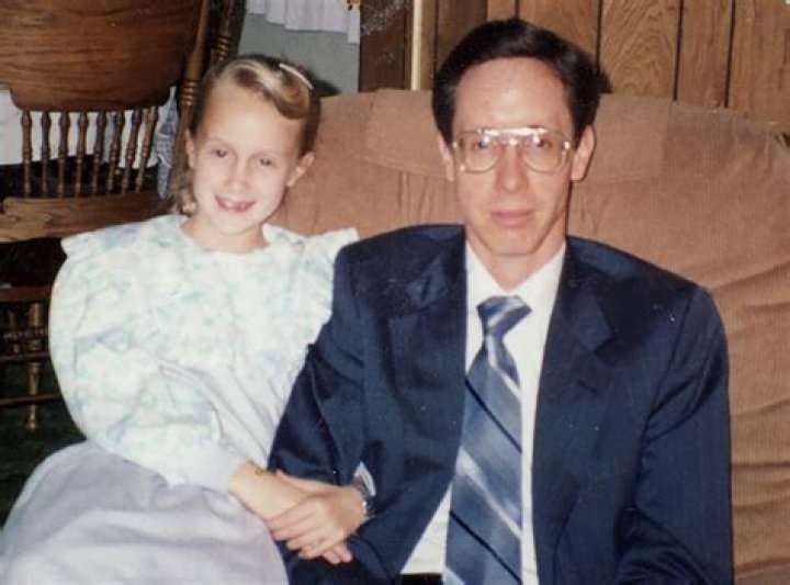 Who Is Rachel Jeffs? Age, Husband, Wiki, Kids, Net Worth & BIO of Warren Jeffs' Daughter
