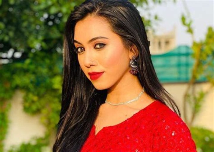 Who is Simran Jehani? Biography, Wiki, Age, Height, Boyfriend, Family & More