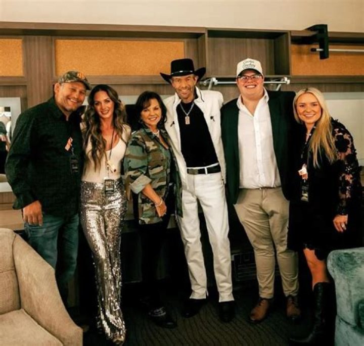 Who Is Stelen Keith Covel? Wiki, Age, Wife, Net Worth, Family & Facts About Toby Keith’s Son