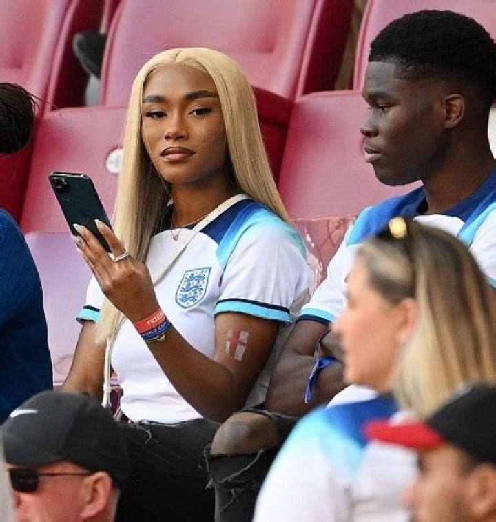 Who is Tolami Benson? Wiki, Biography, Age, Boyfriend, Family, Instagram, Height & More