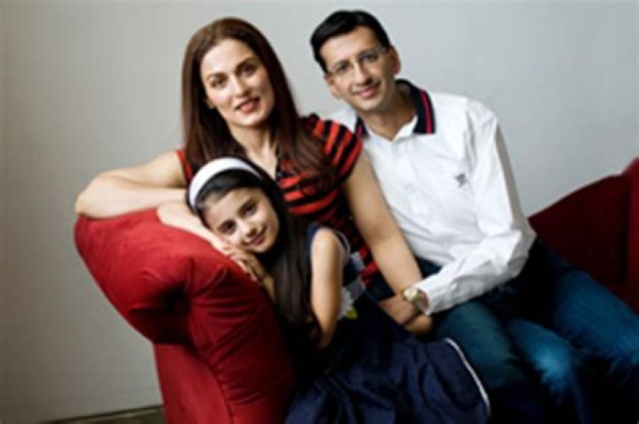 Who Were Teena Kamal, Rakesh Kamal, And Ariana Kamal? The Mom, Dad, And Daughter Died In Wilson’s Way, Dover