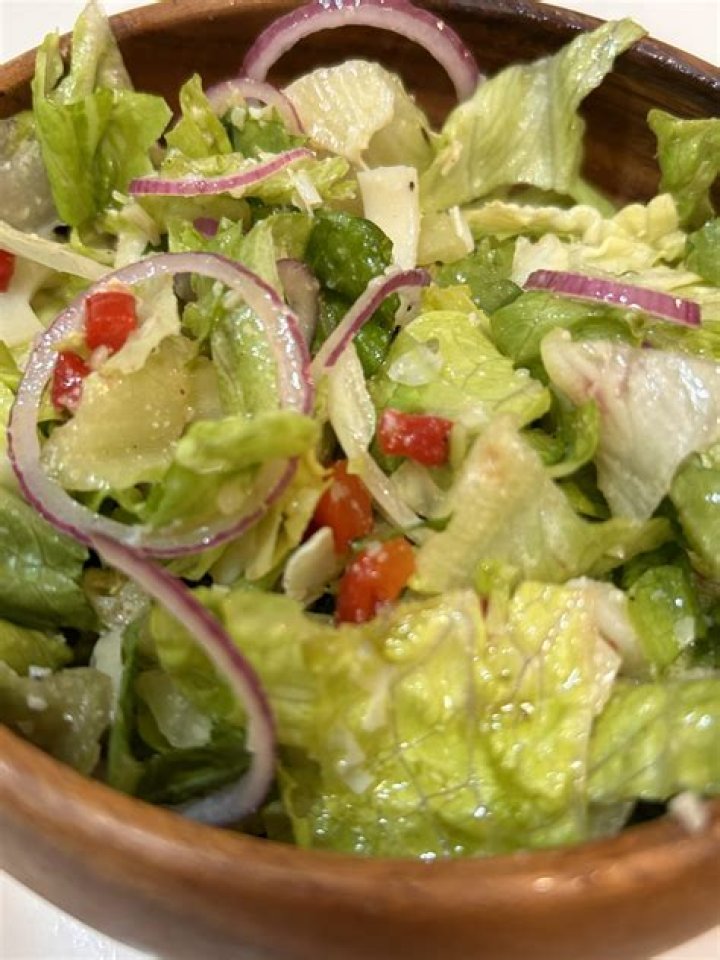 Yummy! Sofia Richie Shows Off Her Mom Diane Alexander’s ‘Famous Salad’